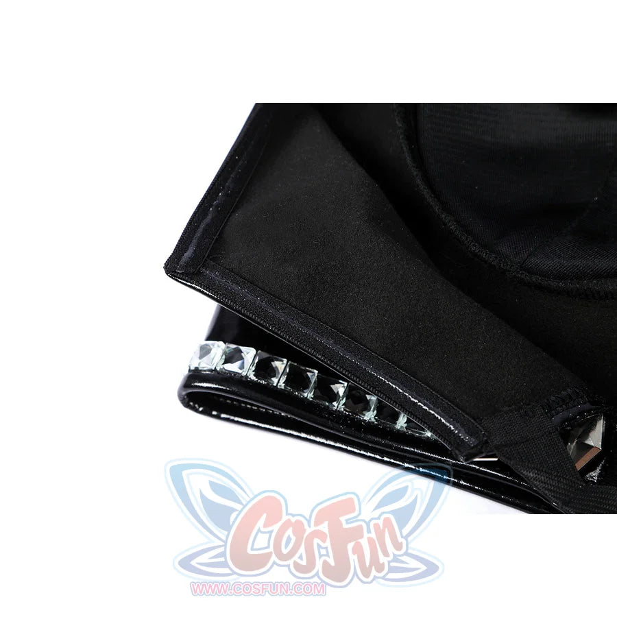 Felicia Hardy Urban Predator cosplay costume catches the black skirt hem beneath silver trim.