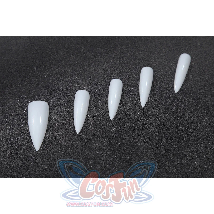 Felicia Hardy Urban Predator cosplay costume arranges pointed nail tips for the Felicia Hardy set.