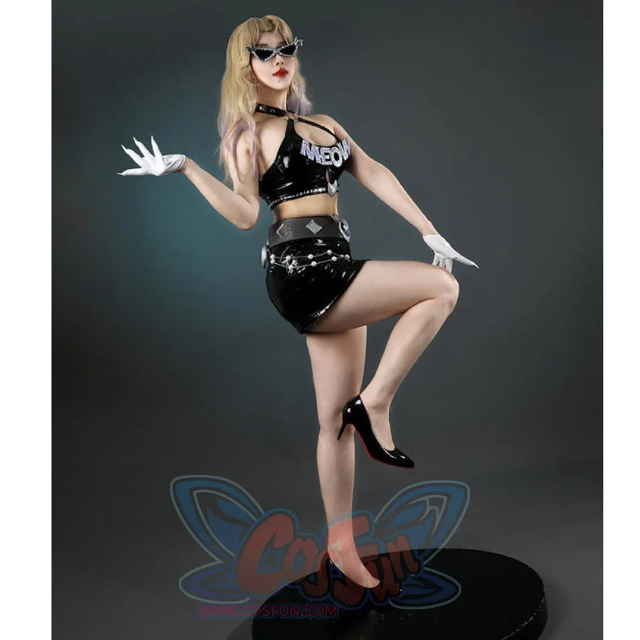 Felicia Hardy Urban Predator cosplay costume lifts one leg beside the glossy skirt and glove accents.