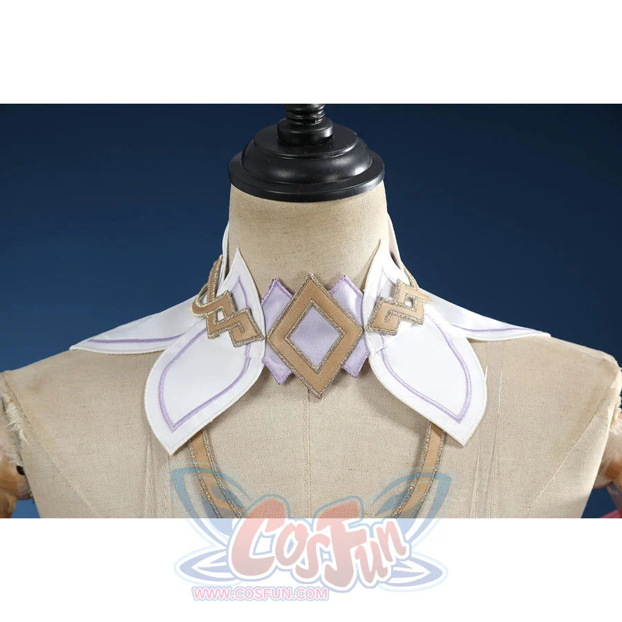 Genshin Impact Citlali cosplay costume pairs a high collar with intricate gold geometric clips.