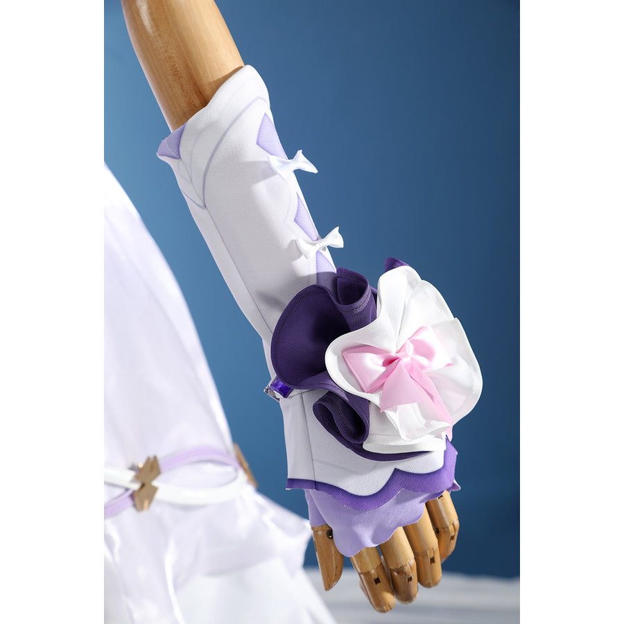 Genshin Impact Citlali cosplay glove detail pairs white fabric with purple trim and layered bows.