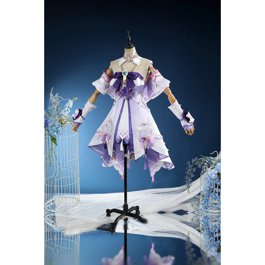Genshin Impact Citlali cosplay costume pairs a lavender dress with detatchable sleeves.