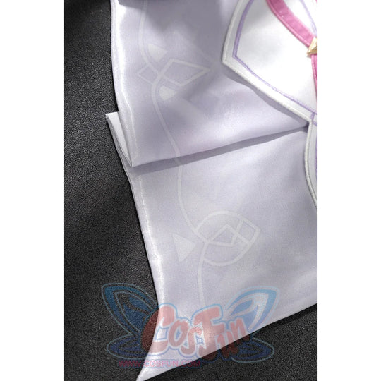 Genshin Impact Citlali cosplay fabric detail pairs patterned purple satin with pink-trimmed collar.