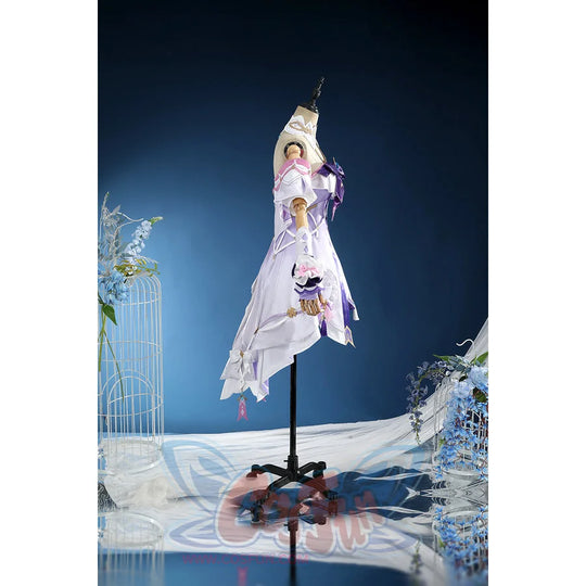 Genshin Impact Citlali cosplay costume side view pairs a white dress with purple sleeves.