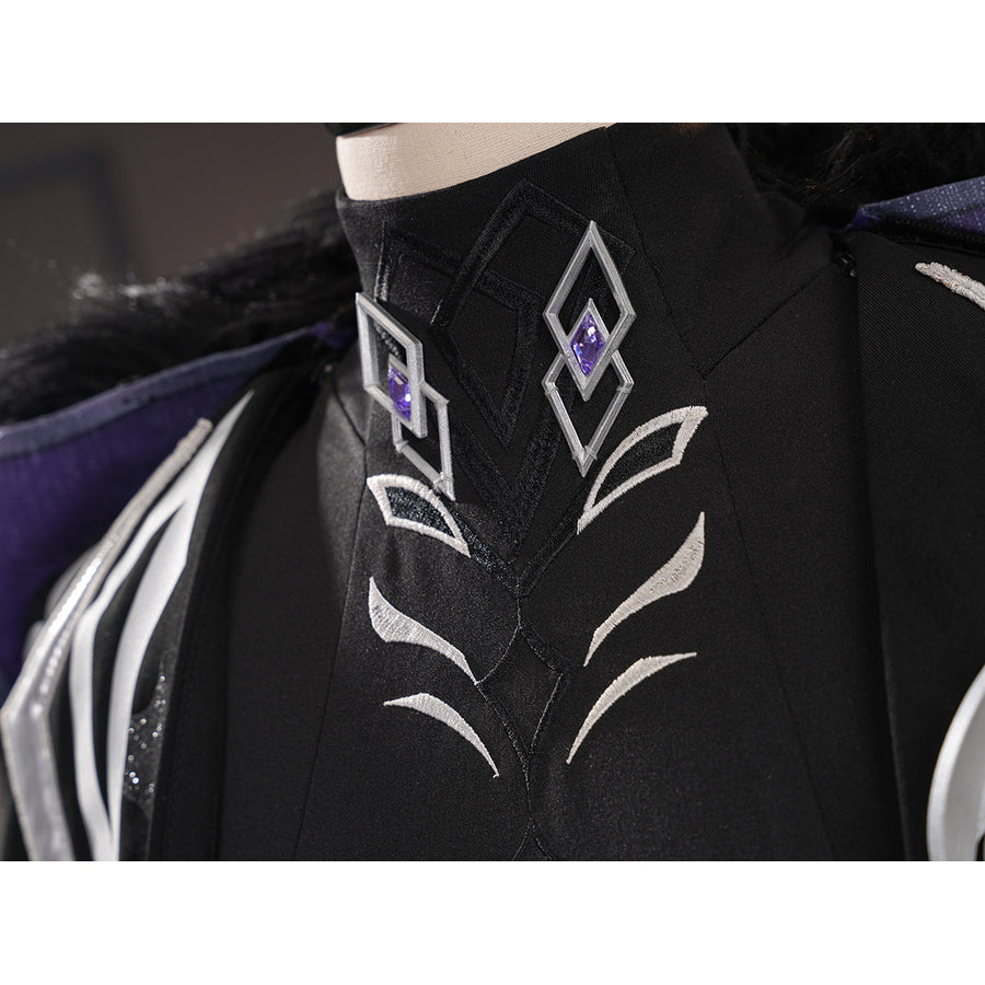 Genshin Impact Pantalone cosplay costume collar detail centers black fabric embroidery and purple diamond pins.