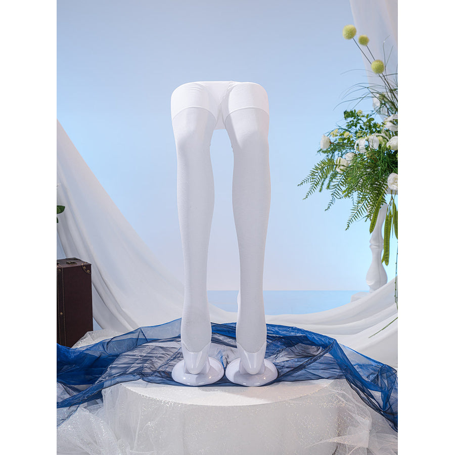 Genshin Impact Snezhnaya Odette cosplay white socks front view keeps clean thigh-high lines for the costume.