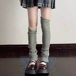 Extra long gray scrunched leg warmers 70cm length with plaid skirt and platform shoes