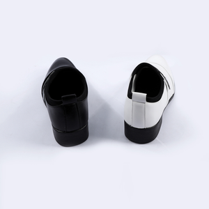 Harvey Dent Two-Face cosplay shoes back view contrasts black and white heels with pull tabs.