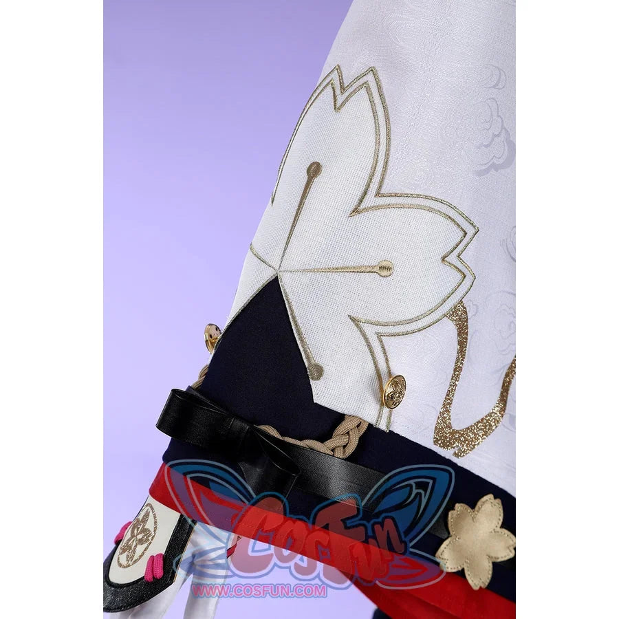 Honkai: Star Rail Evanescia cosplay outerwear side detail shows white fabric edged by red and black trim