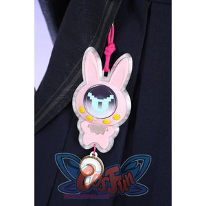 Honkai: Star Rail Evanescia cosplay rabbit waist charm close-up shows a pastel bunny face and dangling ornament