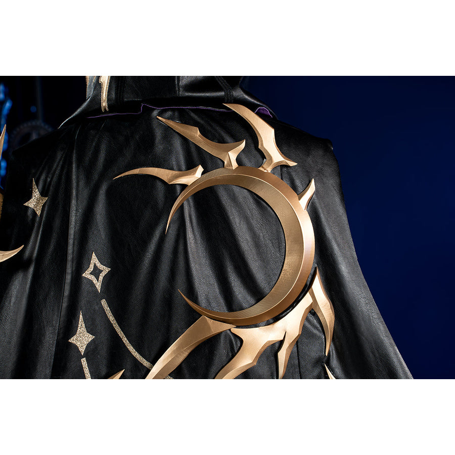 Honkai Star Rail Khaslana cosplay chest prop detail centers a gold ring over black fabric