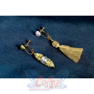 Honkai: Star Rail Ruan Mei cosplay costume flat-lay headpiece detail arranges flower clips and pearl hair accents.