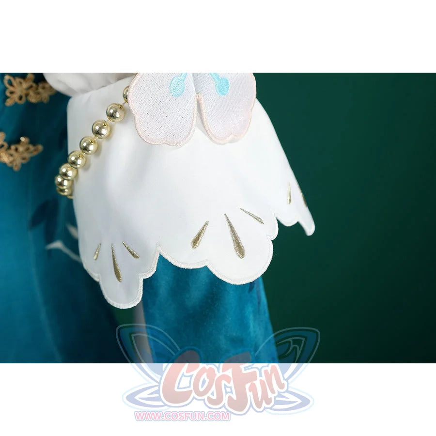 Honkai: Star Rail Ruan Mei cosplay costume sleeve cuff detail gathers scalloped white petals and pale flower accents.
