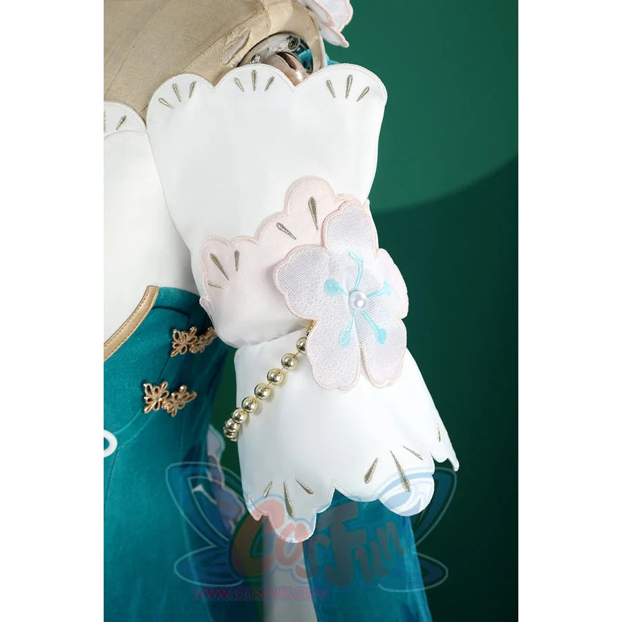 Honkai: Star Rail Ruan Mei cosplay costume wrist cuff detail frames white cutout petals and soft flower trim.