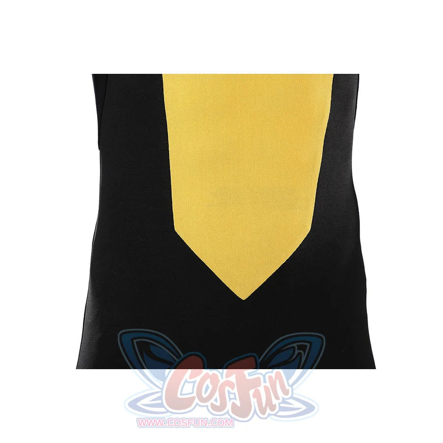 Invincible Mark Grayson cosplay costume torso close up centering black and yellow fabric detail.