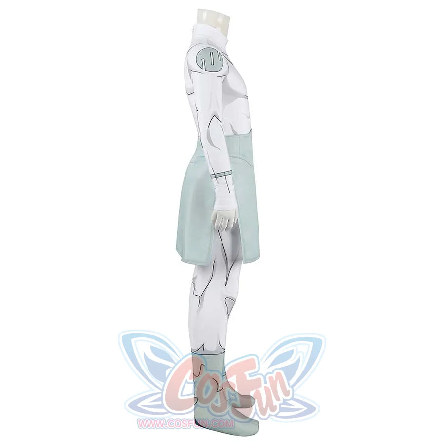 Invincible Mark Grayson cosplay costume turns the pale wrap to the side over the white printed bodysuit.
