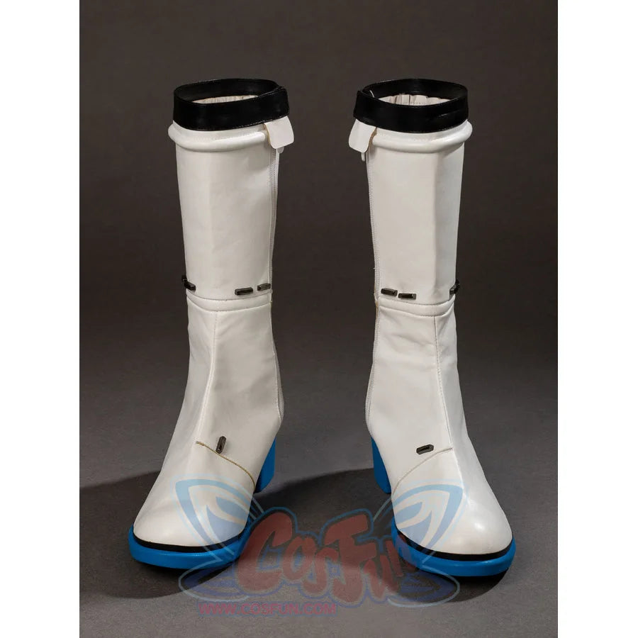 COSFUN Invisible Woman cosplay boots angle white matte shafts above black cuffs and blue block heels.