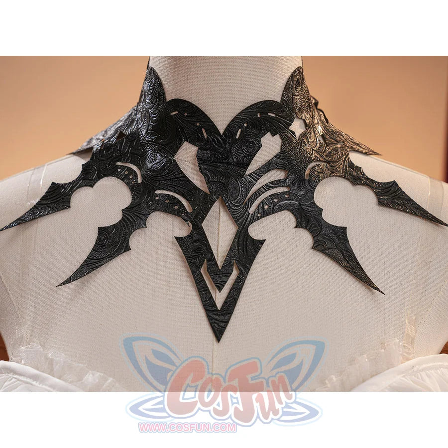 La Signora cosplay costume frames the neckline with an intricate black faux leather piece pairing ornate floral patterns.