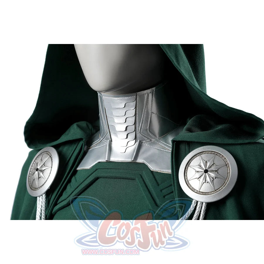 Latverian Witch cosplay costume frames the neck with a metallic segmented collar and ornate star buttons on the cloak.