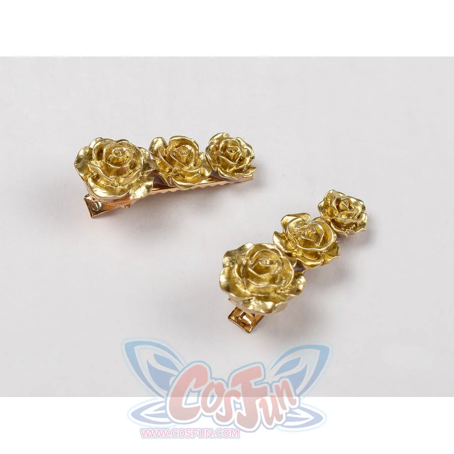 The Apothecary Diaries Maomao cosplay costume arranges gold-tone floral hair clips for the costume set.