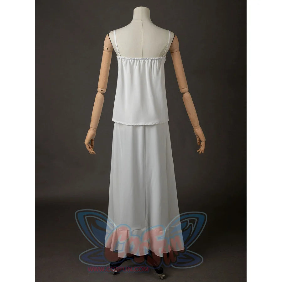The Apothecary Diaries Maomao cosplay costume turns the white camisole straps and ruffled skirt back.