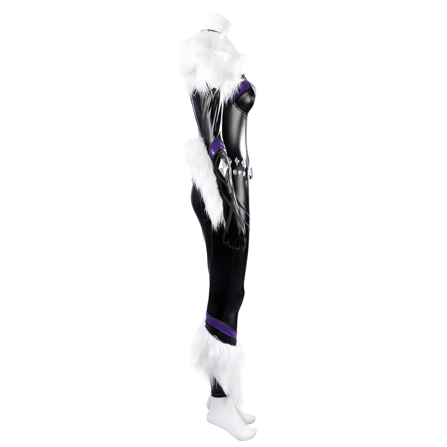 Marvel Rivals Black Cat Felicia Hardy cosplay costume side view lets white faux fur trail along the black suit.