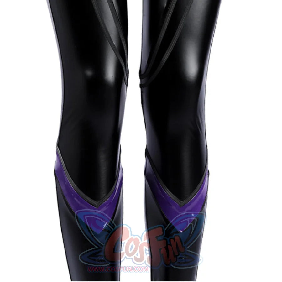Marvel Rivals Black Cat Felicia Hardy cosplay leg covers back view pairs black gloss with purple ankle points.