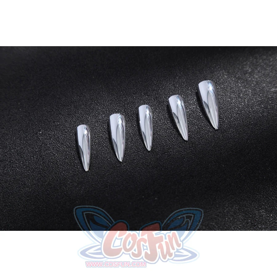 Marvel Rivals Black Cat Felicia Hardy cosplay nail tips detail arranges silver pointed claws for the set.