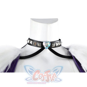Marvel Rivals Black Cat Felicia Hardy cosplay necklace detail sets a gem-like blue pendant below the collar.