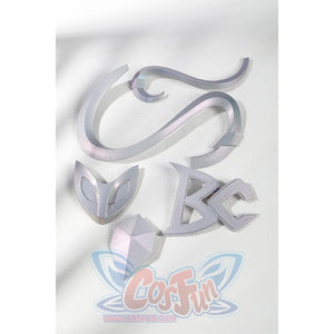 Marvel Rivals Black Cat Felicia Hardy cosplay waist accessories flat lay gathers silver-tone logo and gems.
