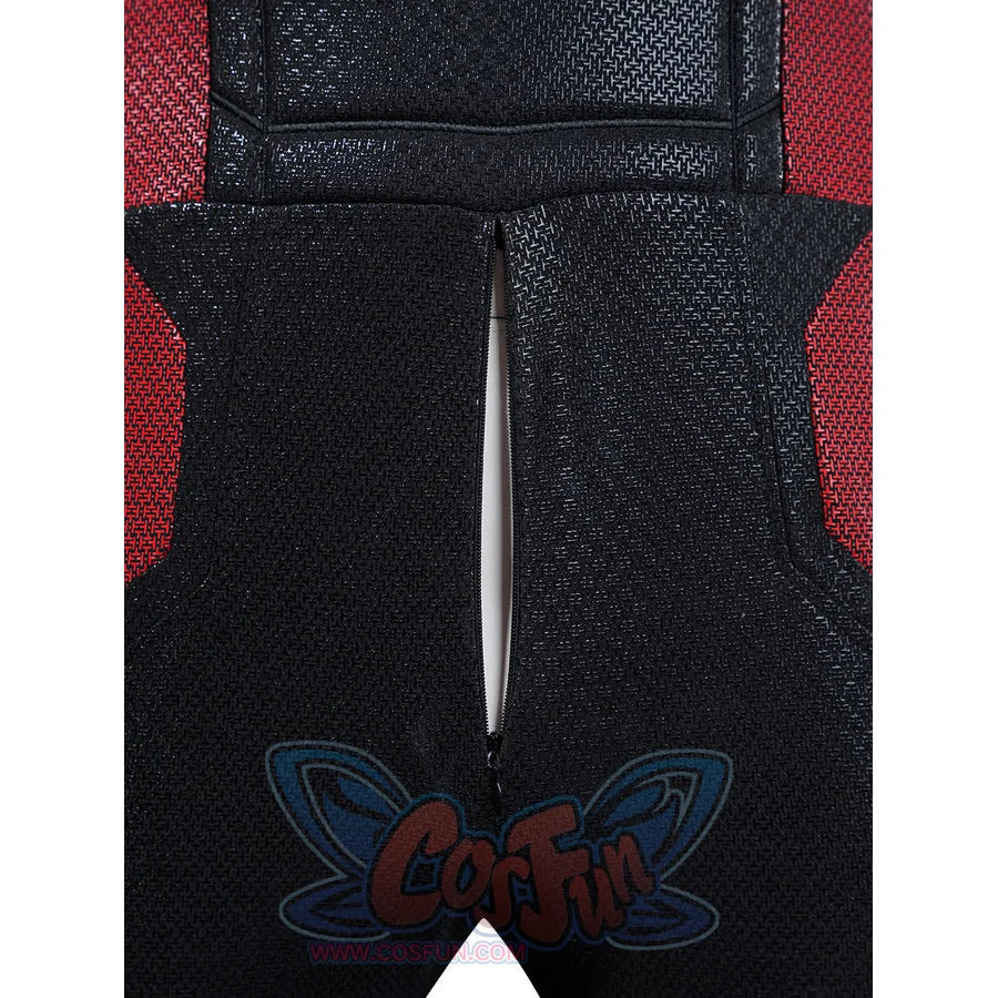 Matt Murdock cosplay bodysuit zipper detail runs through black textured fabric between red side panels.