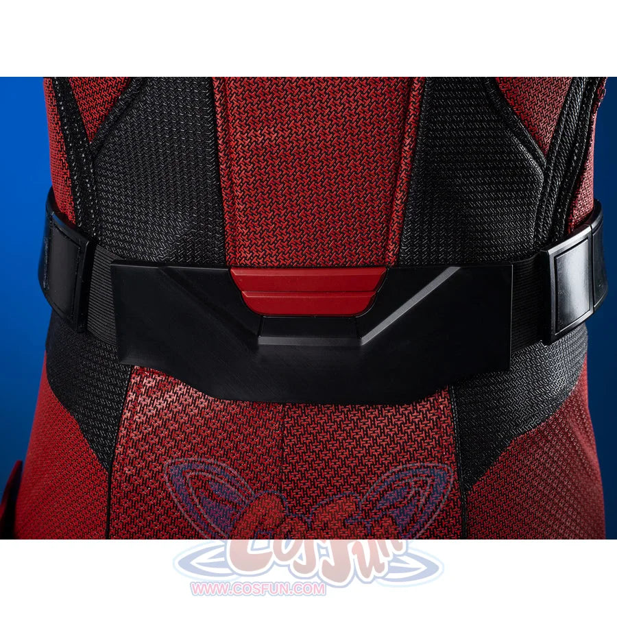 Matt Murdock cosplay suit highlights the textured red and black fabric panels anchored by a solid black utility belt.