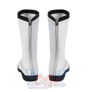 Mister Fantastic Reed Richards cosplay boots back view white matte leather construction centered by silver-tone zippers.