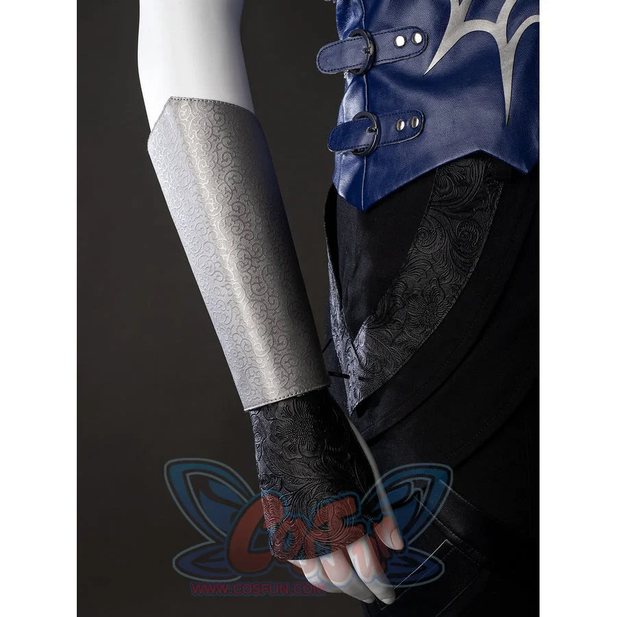 Mortal Kombat 2 Kitana cosplay arm guard detail sets a silver forearm panel above black wrist trim.