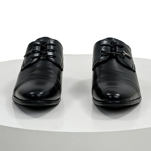 COSFUN Final Fantasy XV Noctis The Chosen King cosplay shoes present a smooth black matte finish beside decorative accents.