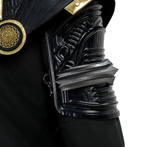Final Fantasy XV Noctis The Chosen King cosplay costume layers black shoulder armor beneath a gold-tone circular brooch.
