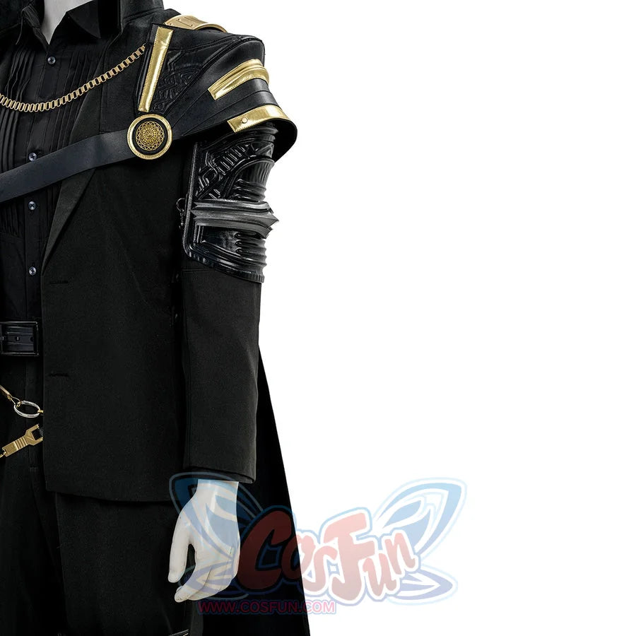 Final Fantasy XV Noctis The Chosen King cosplay costume layers armor details over a black tailored suit and gold-tone chain.