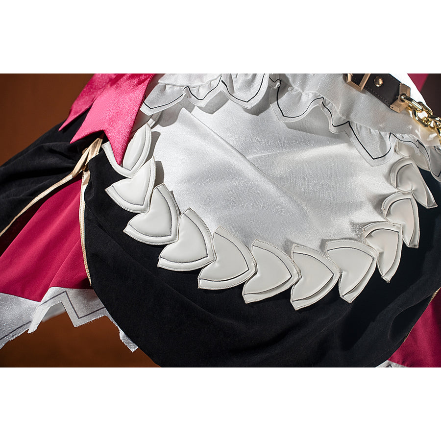 Genshin Impact Noelle cosplay skirt hem detail highlights white petal lace layered over black and red fabric.