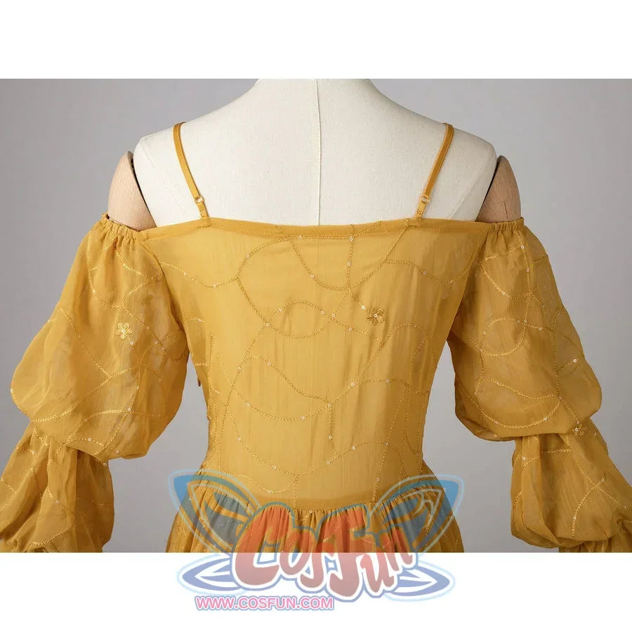 Padmé Amidala cosplay dress back bodice detail with golden sheer fabric and puff sleeves.