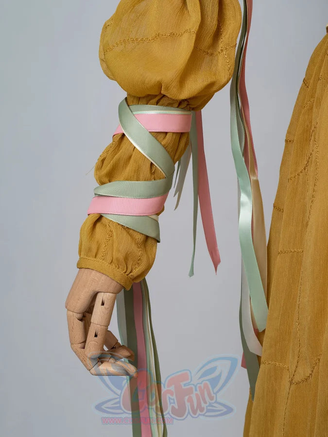 Star Wars Padme Amidala cosplay sleeve ribbon detail ties pink and mint streamers around a puff cuff.