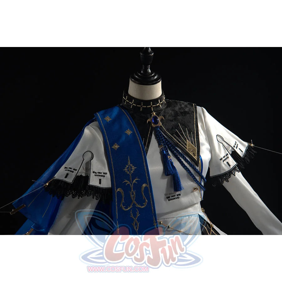 Wuthering Waves Phoebe cosplay upper costume detail frames blue panels over a white and black bodice.