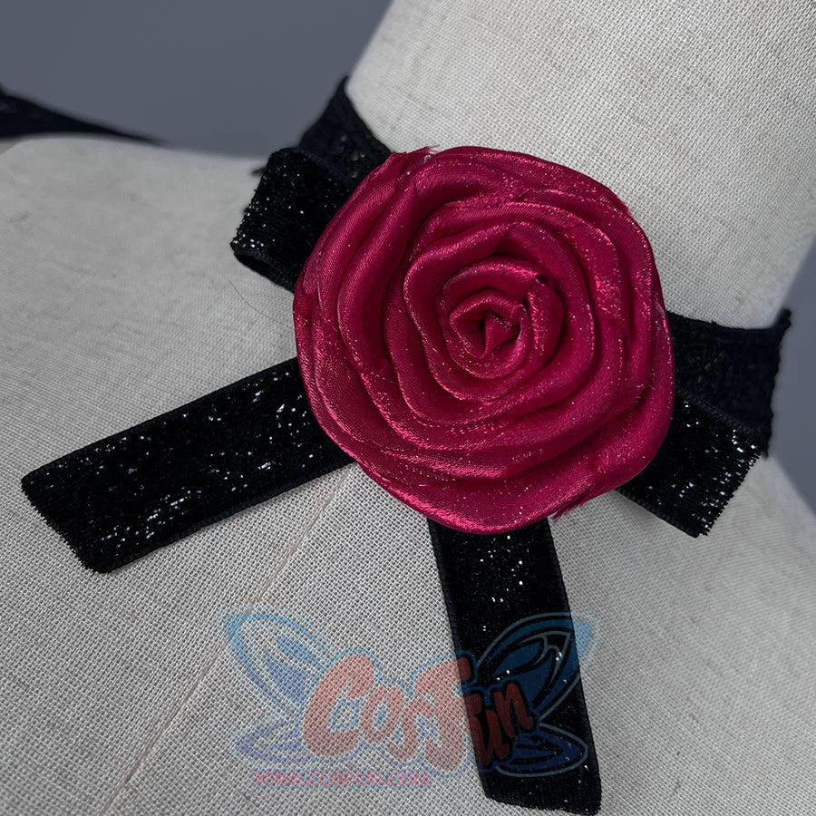 Wuthering Waves Phrolova cosplay rose collar close-up frames red petals over black lace trim.