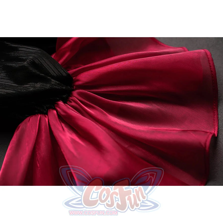 Wuthering Waves Phrolova cosplay sleeve cuff detail gathers red satin beneath glossy black fabric.