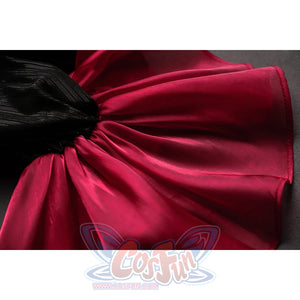Wuthering Waves Phrolova cosplay sleeve cuff detail gathers red satin beneath glossy black fabric.