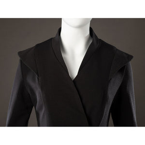Rhaenyra Targaryen cosplay inner robe front detail shapes black lapels into a deep neckline.