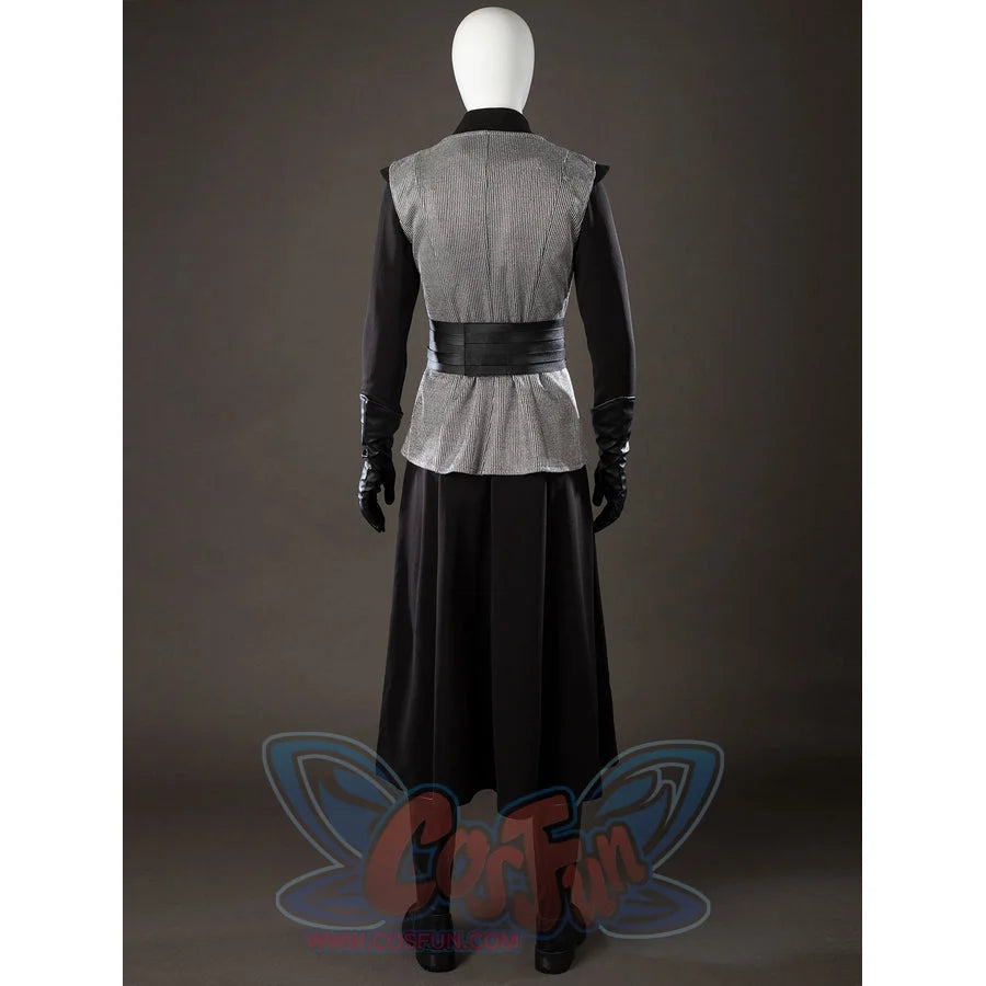 Rhaenyra Targaryen cosplay vest back view cinches the gray panel under a wide black waist band.