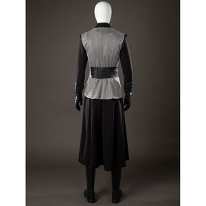 Rhaenyra Targaryen cosplay vest back view cinches the gray panel under a wide black waist band.