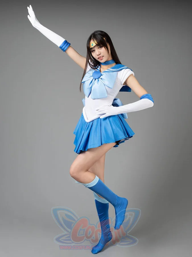 Sailor Mercury cosplay costume side profile sets the blue collar over a white bodice and pleated skirt