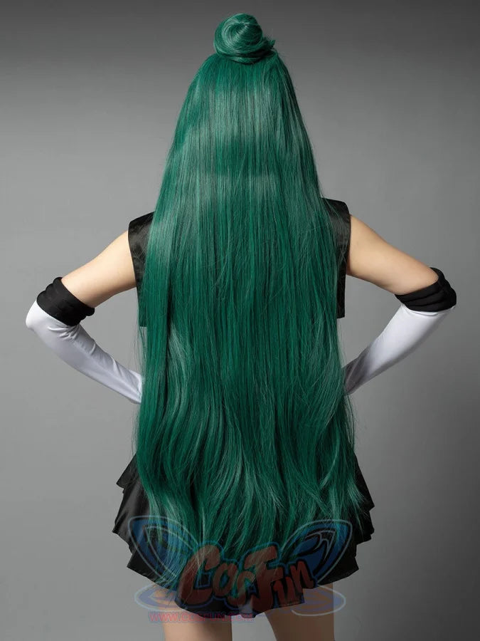 Sailor Moon Sailor Pluto Meiou Setsuna cosplay costume back view lets long green hair flow over the skirt