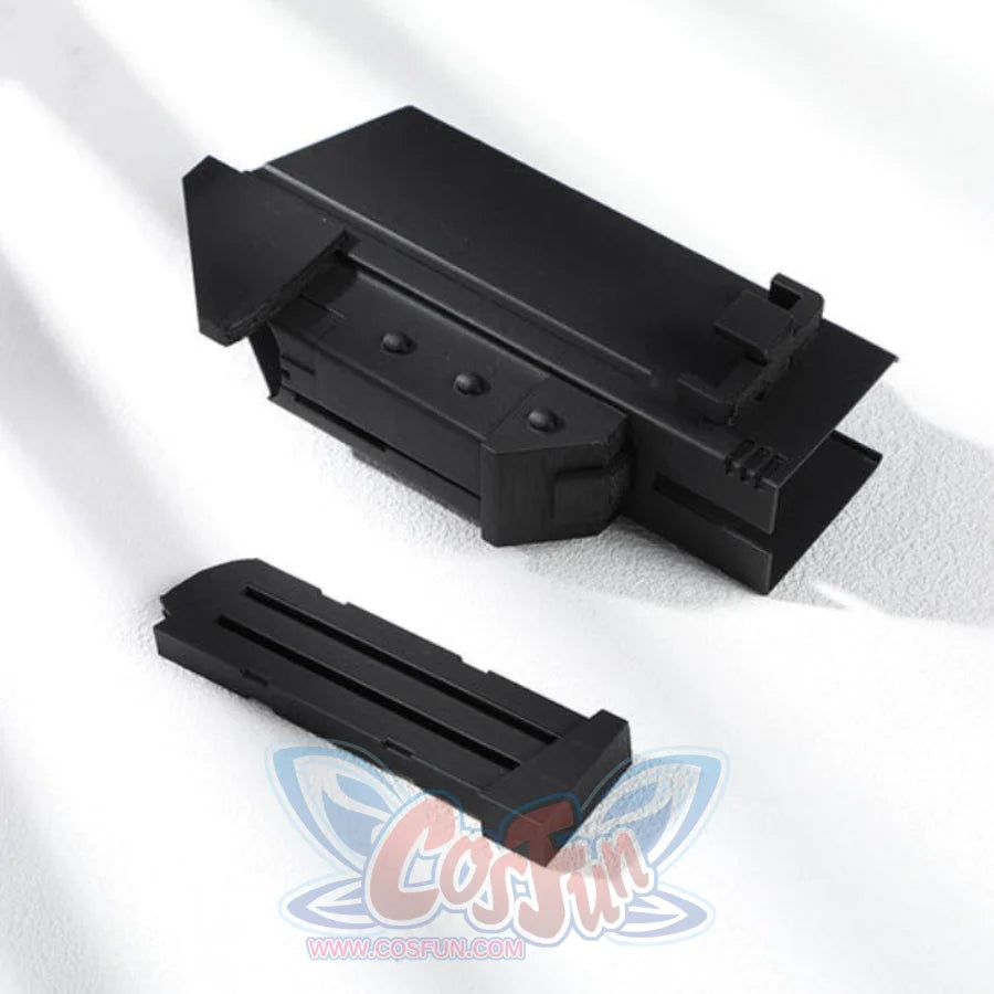 Thunderbolts John Walker cosplay costume props include a detailed black plastic ammo box and a separate plate.